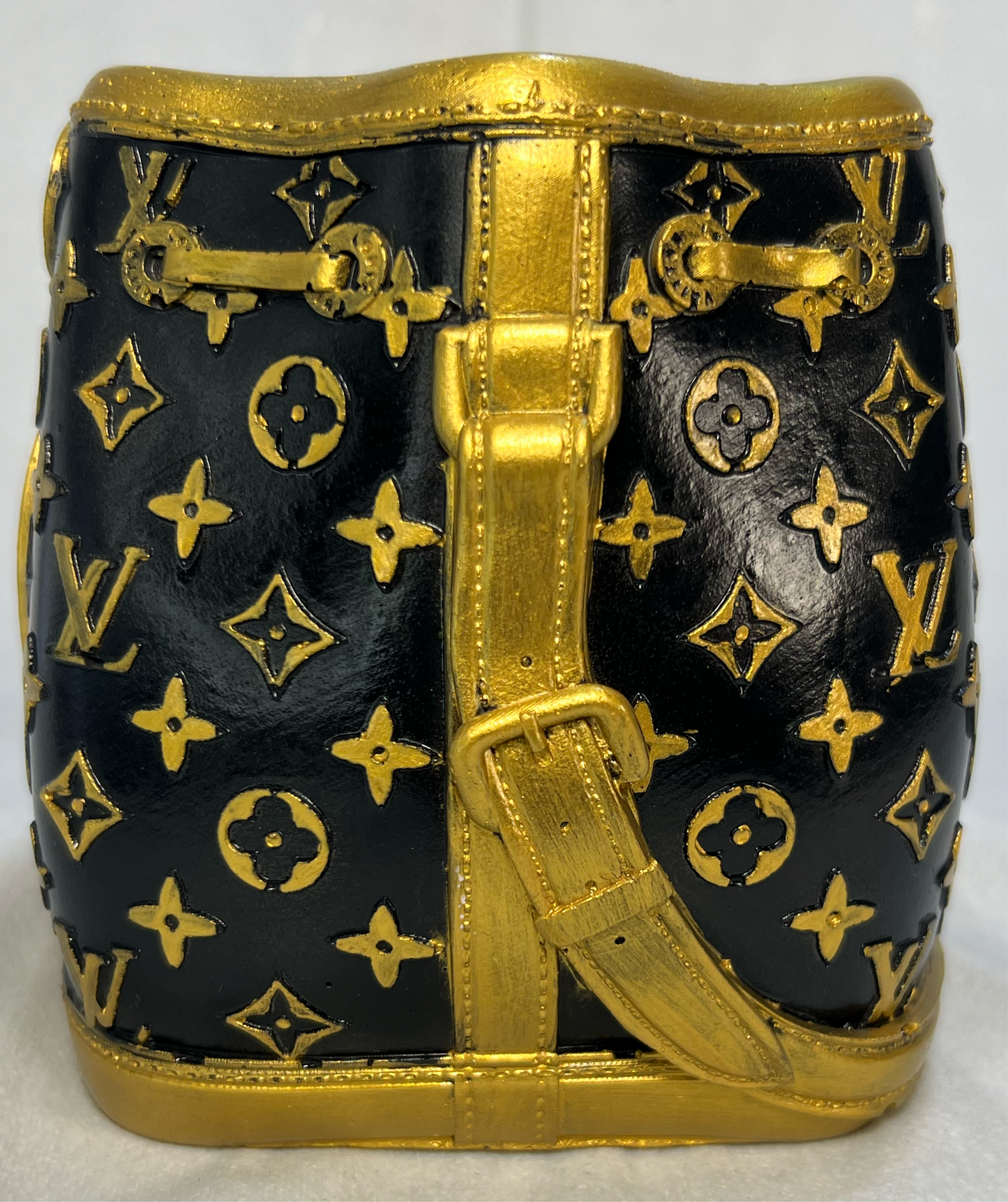 LIMITED EDITION Black/Gold Flower Hand Bag Candle