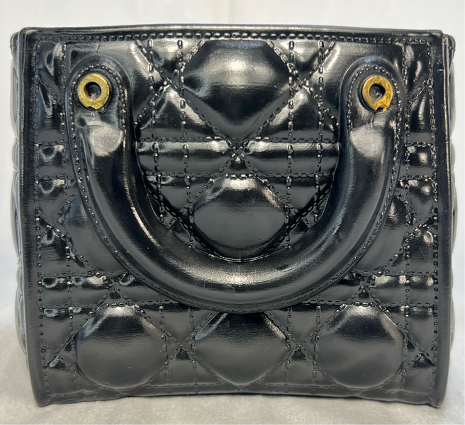 Black D-option Hand Bag Candle