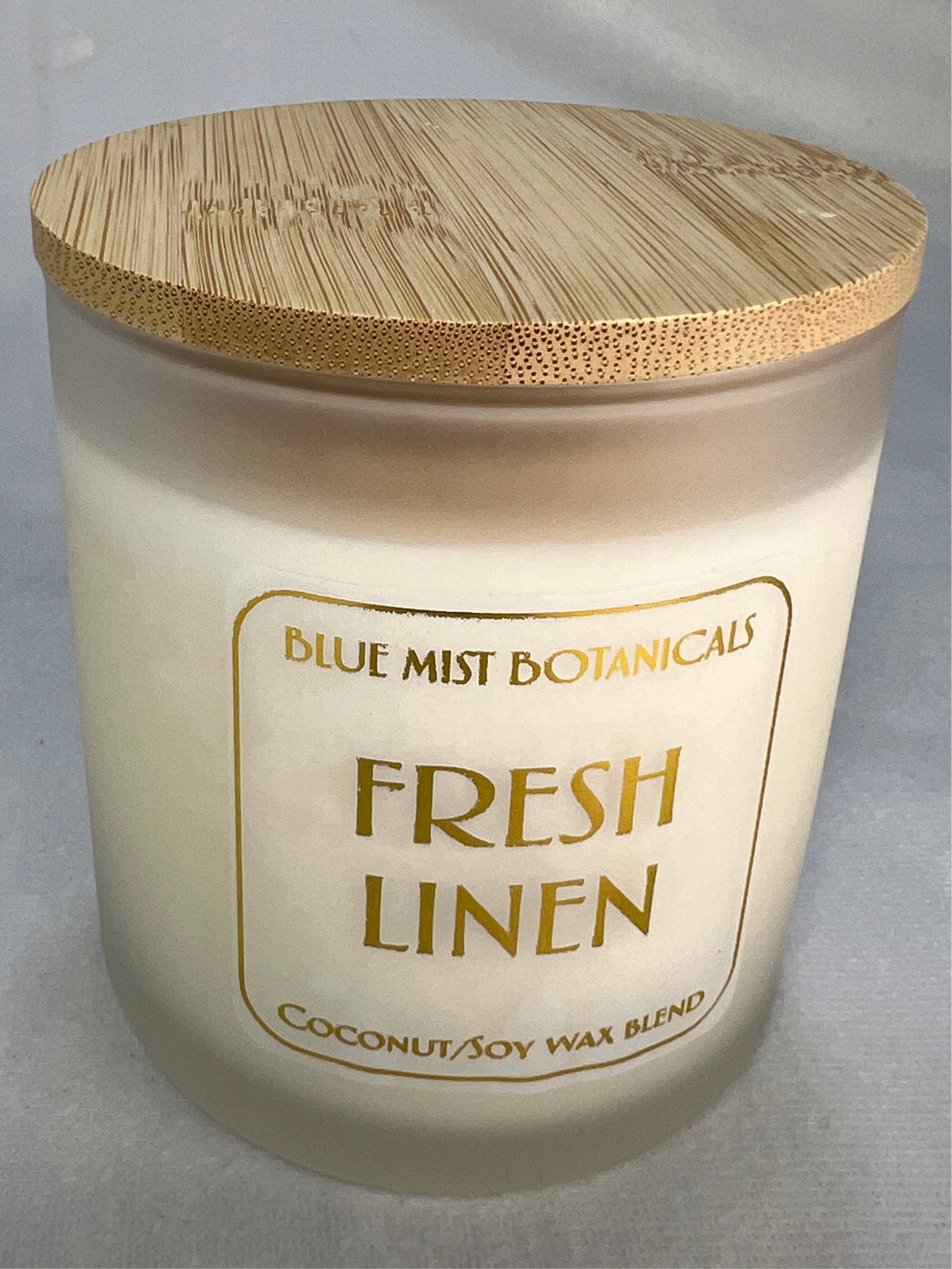 Fresh Linen Soy Candle with Wooden Wick
